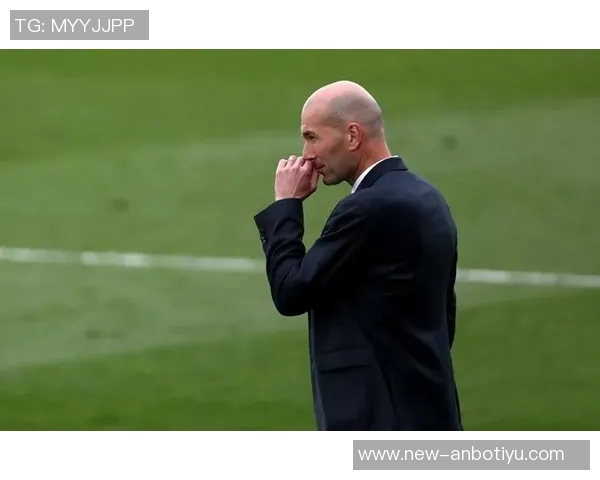 尤文旧将回忆齐达内首次训练表现如同外星人降临般震撼人心 尤文旧将回忆齐达内首次训练表现如同外星人降临般震撼人心