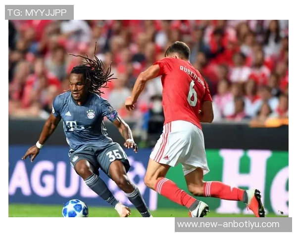 德转消息：汉诺威小将阿塞科引多队关注拜仁可250万欧回购