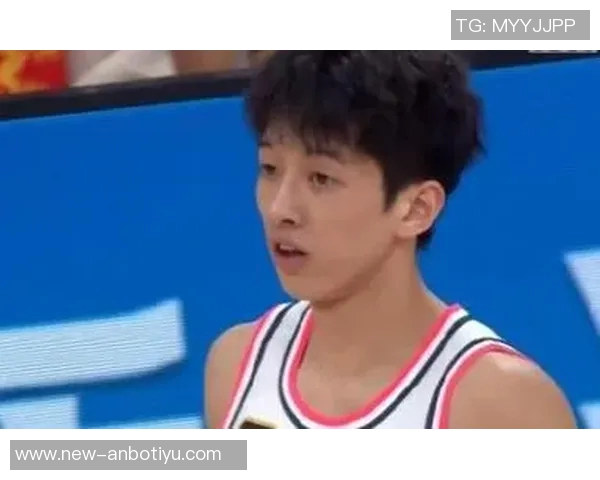 小将杨溢表现出色7投3中贡献10分4板6助攻正负值高达23